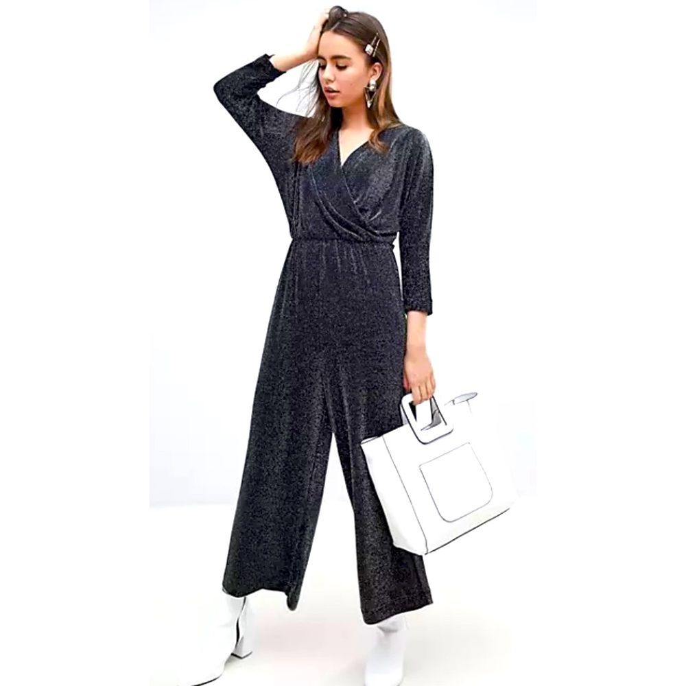 Monki glitter v-neck jumpsuit in black and silver. Size small